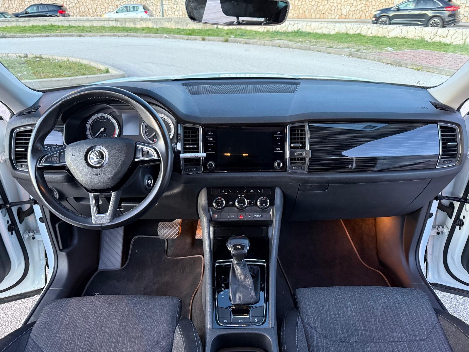 Škoda Kodiaq 2.0 TDI DSG XENON, NAVI, KEYLESS automatik, fotografija 12