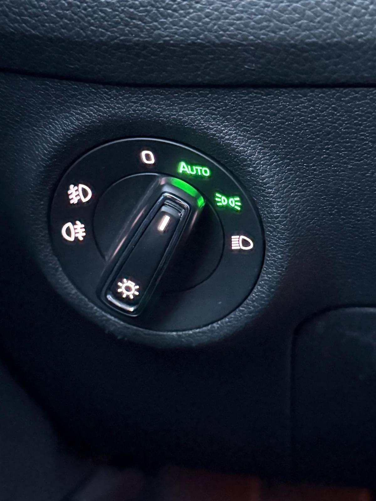 Škoda Kodiaq 2.0 TDI DSG XENON, NAVI, KEYLESS automatik, fotografija 15
