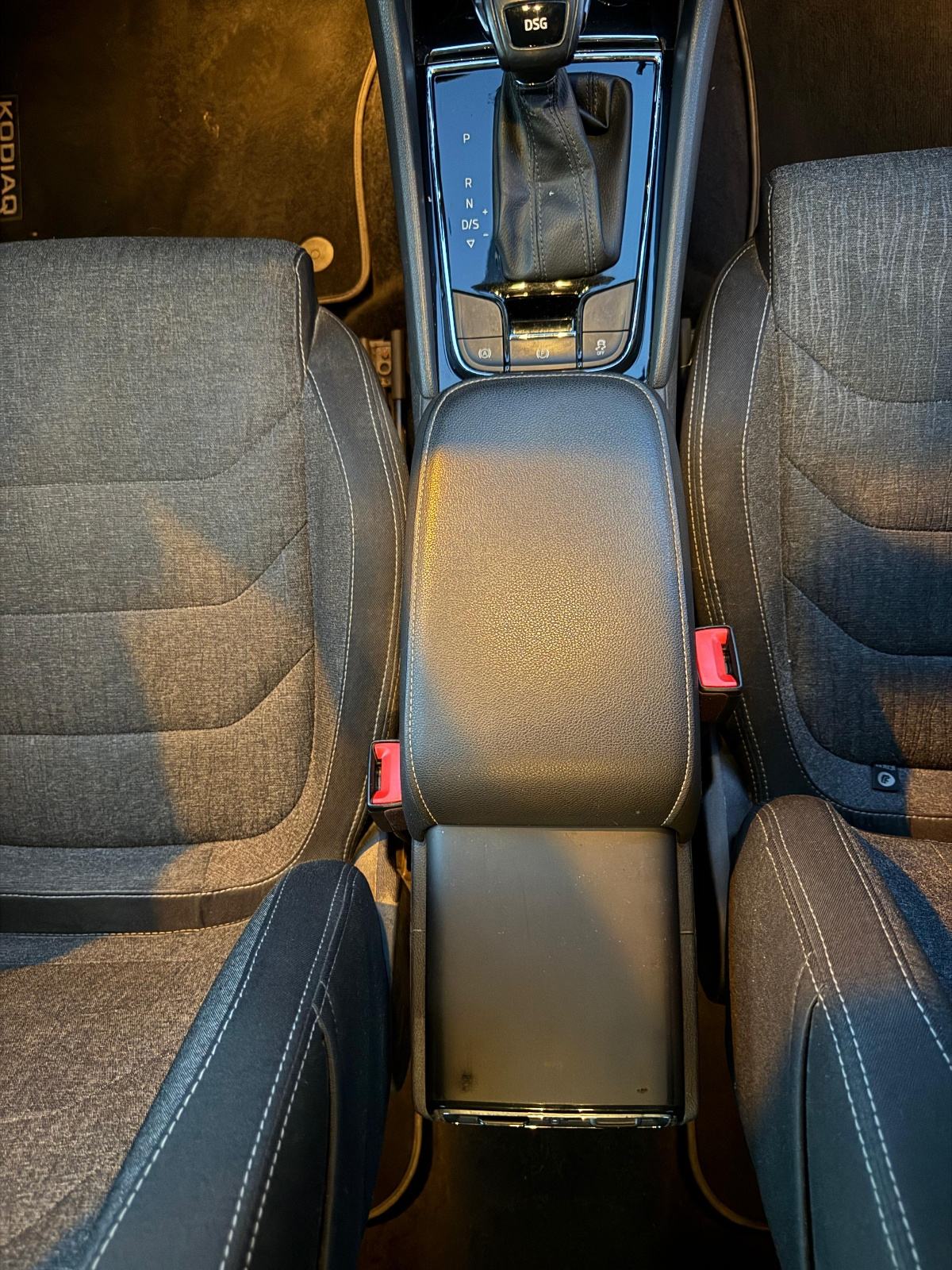 Škoda Kodiaq 2.0 TDI DSG XENON, NAVI, KEYLESS automatik, fotografija 18
