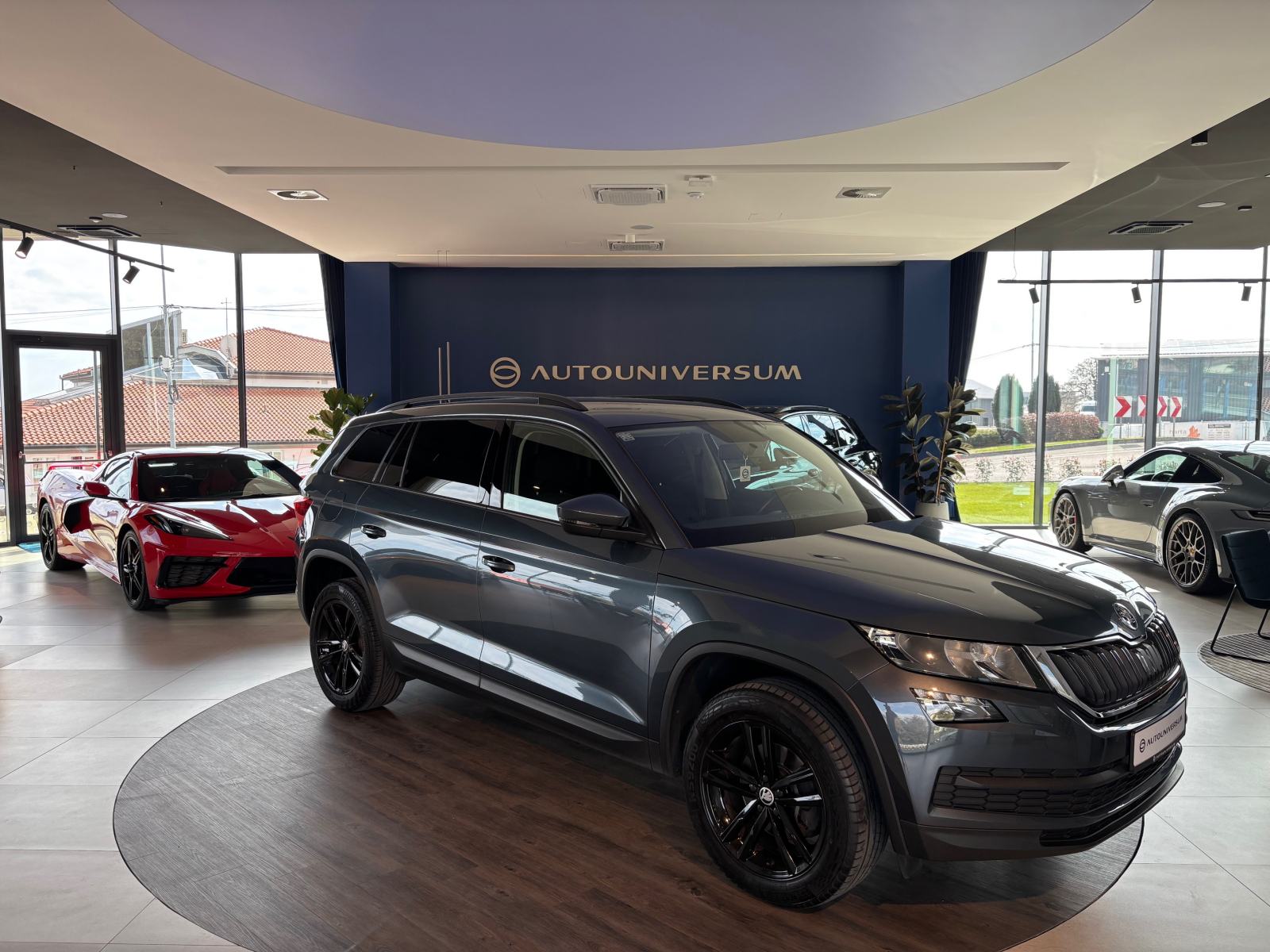 Škoda Kodiaq 2.0 TDI DSG Ambition - Front Assist, navigacija, fotografija 2