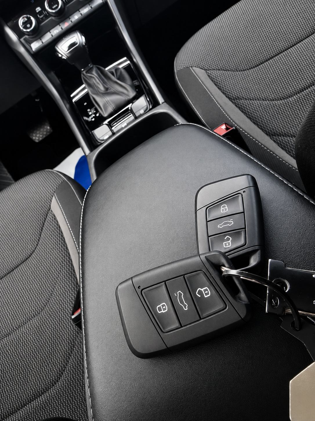 Škoda Kodiaq 2.0 TDI DGS 2023g ❗️LEASING BEZ UČEŠĆA❗ 7 SJEDALA✅U PDV-u, fotografija 20
