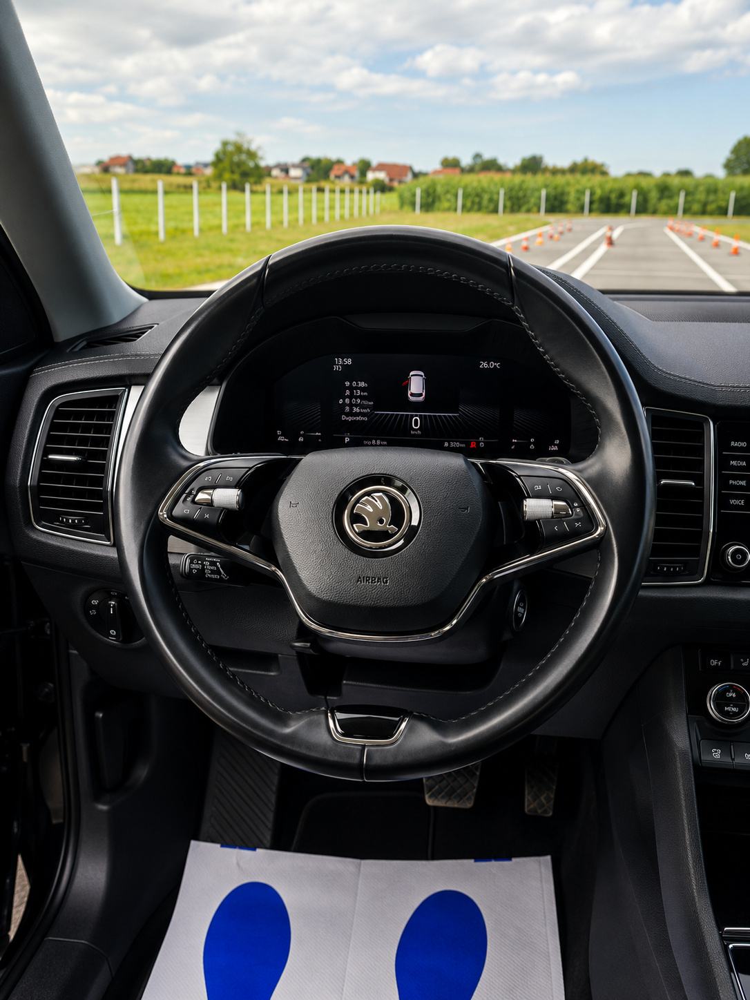 Škoda Kodiaq 2.0 TDI DGS 2023g ❗️LEASING BEZ UČEŠĆA❗ 7 SJEDALA✅U PDV-u, fotografija 11