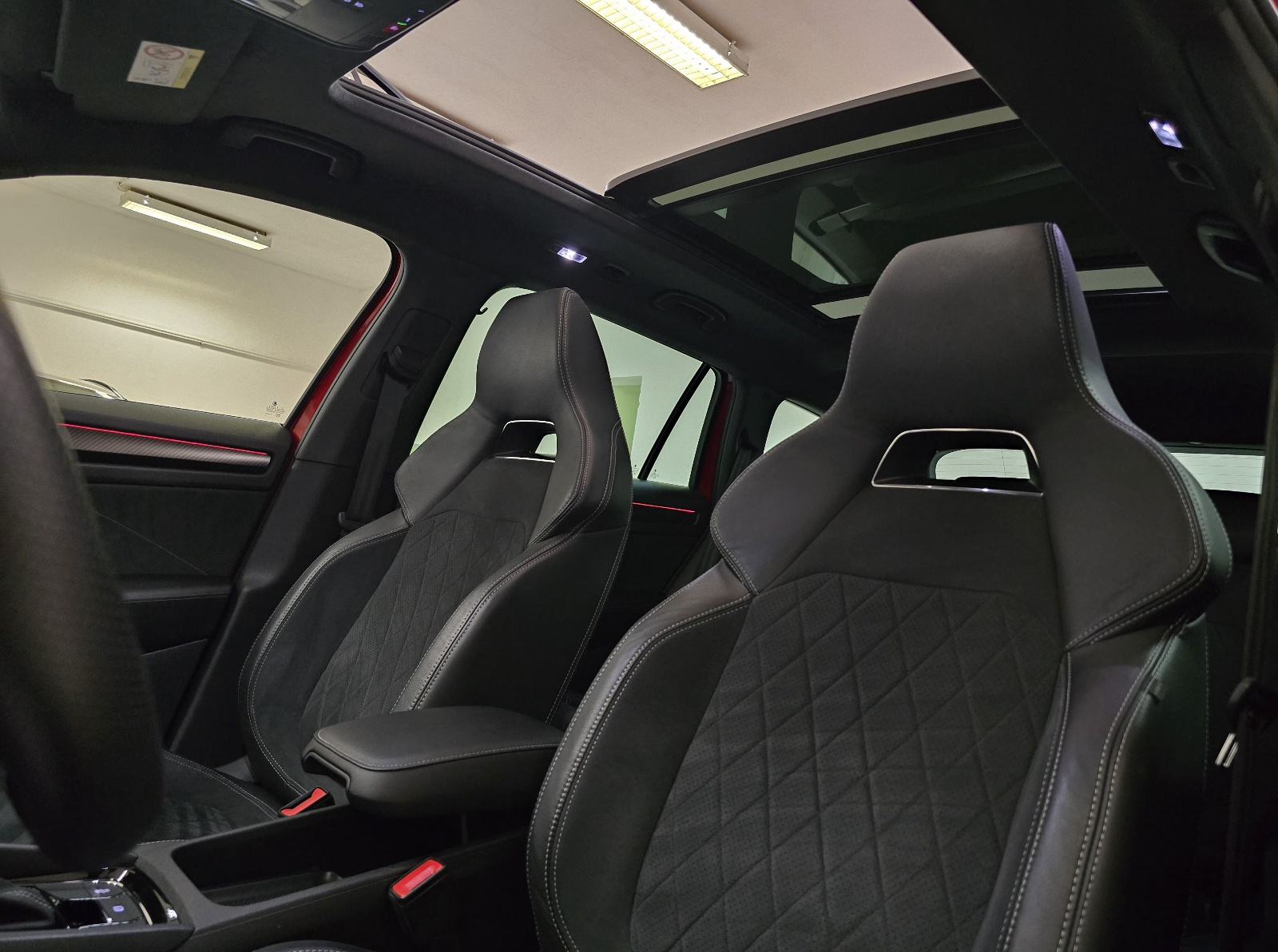 Škoda Kodiaq 2.0 TDI *SPORTLINE* 2023. DSG/MATRIX/PANO/KAM/AMB/VIRTUAL, fotografija 16