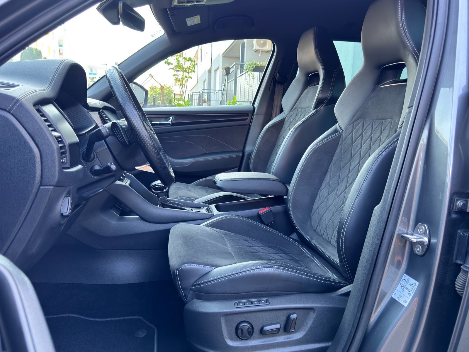 Škoda Kodiaq 2.0 TDI*SPORTLINE*7 SICEVA*VIRTUAL*AMBI*KAM*MATRIX*19”TOP, fotografija 11