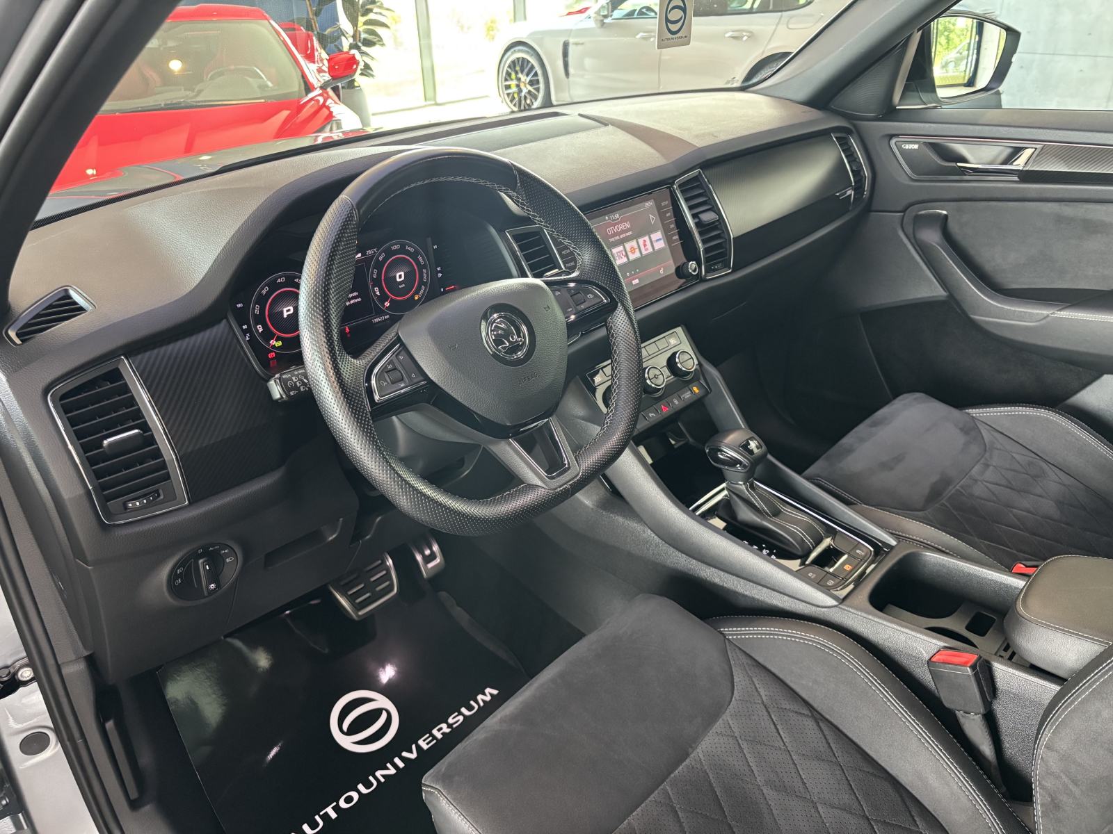 Škoda Kodiaq 2.0 TDI SportLine DSG - LED, koža, kamera, CANTON, alu 19, fotografija 7