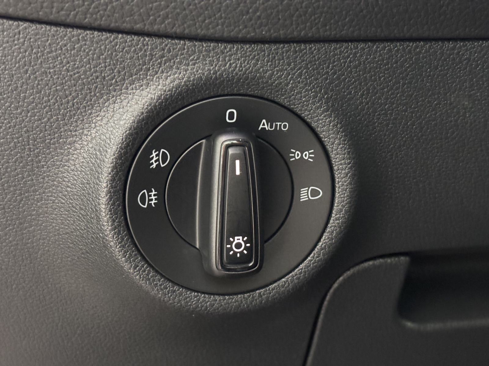 Škoda Kodiaq 2.0 TDI SportLine DSG - LED, koža, kamera, CANTON, alu 19, fotografija 19