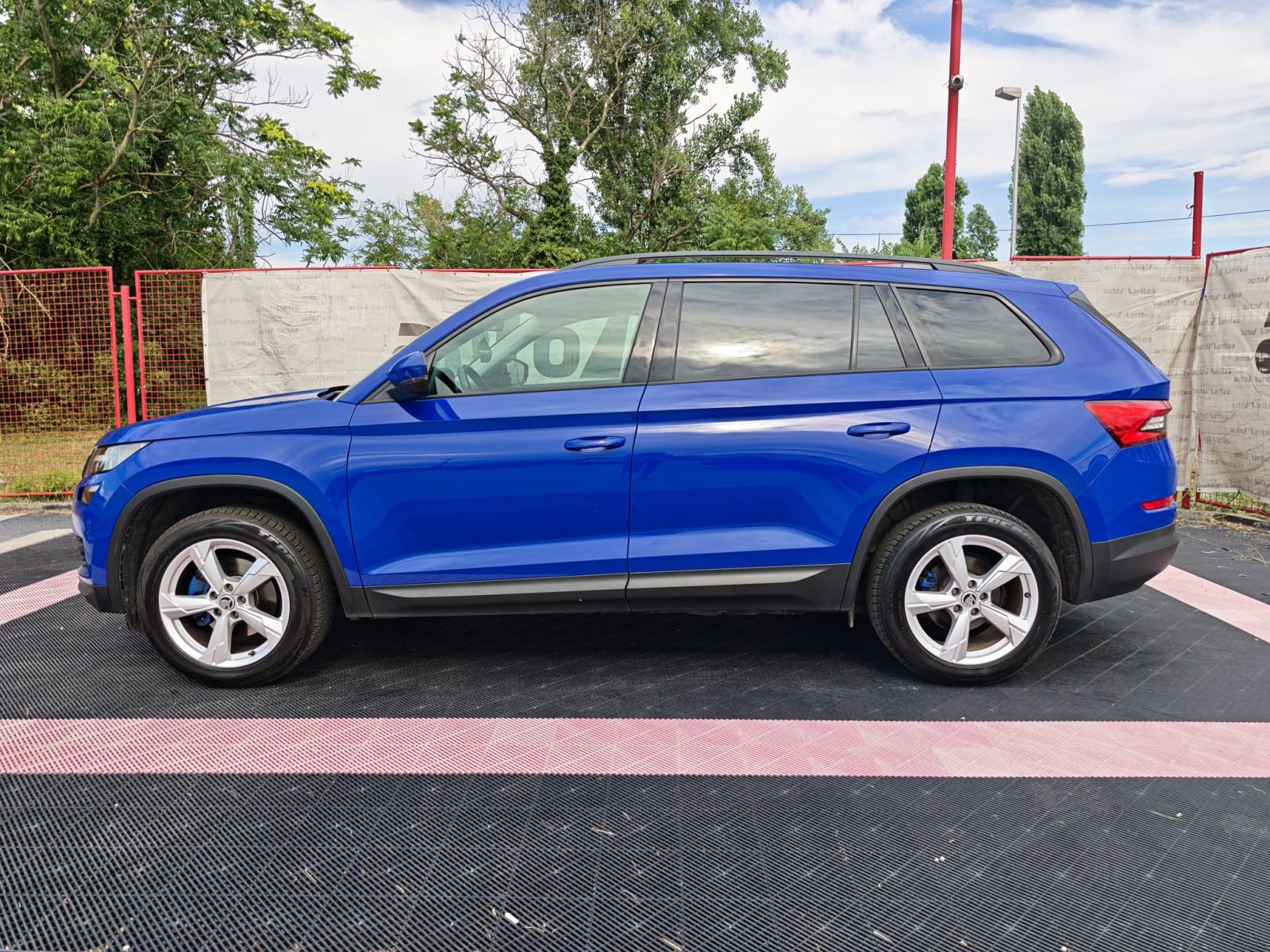 Škoda Kodiaq 2.0 TDI*STYLE*NAVI*LED*ALU*GARANCIJA, fotografija 13