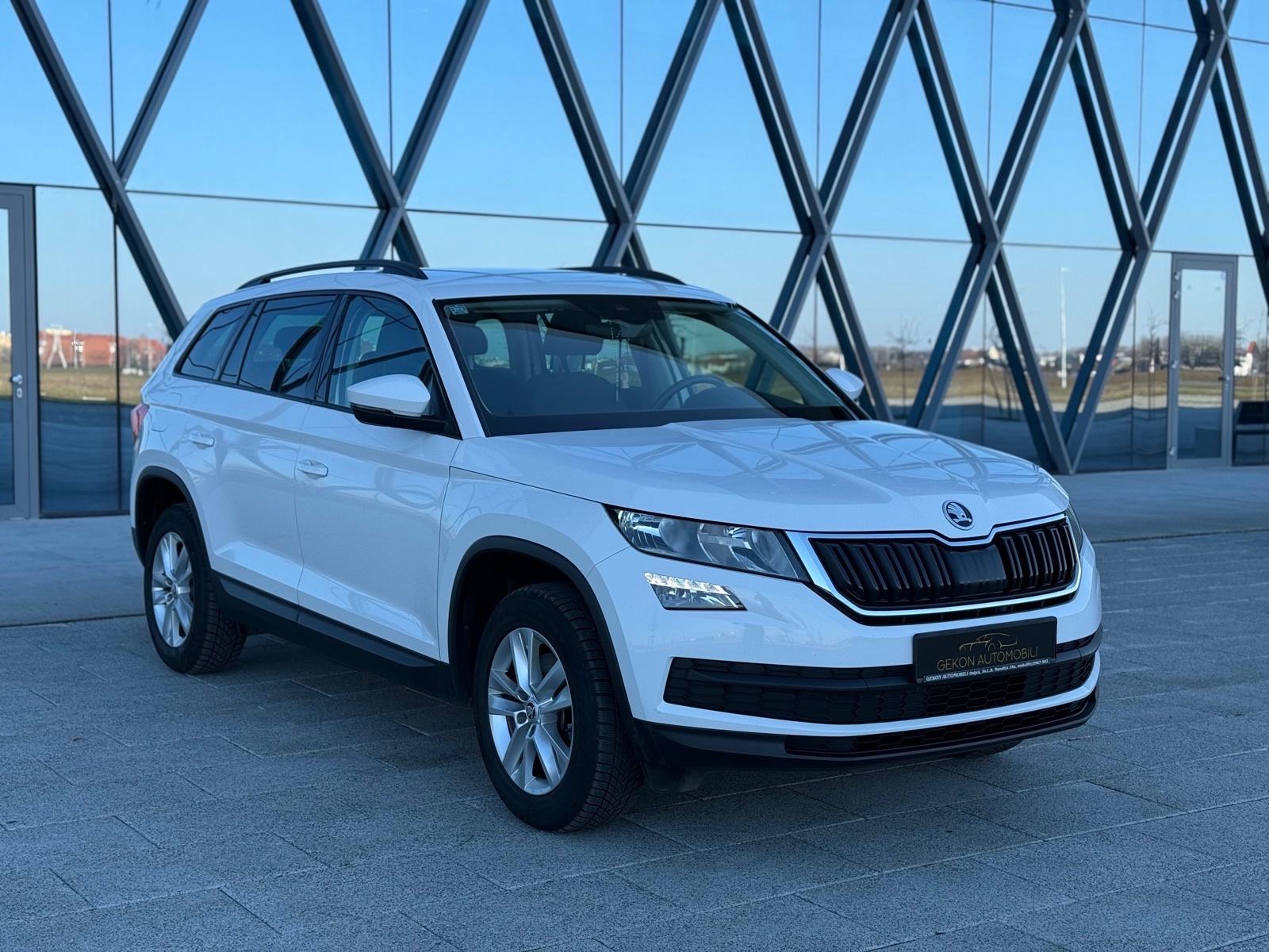Škoda Kodiaq 2,0TDI DSG REG 09/26,ADAPTIVNI TEMP.,LANE,PARK PILOT, fotografija 7