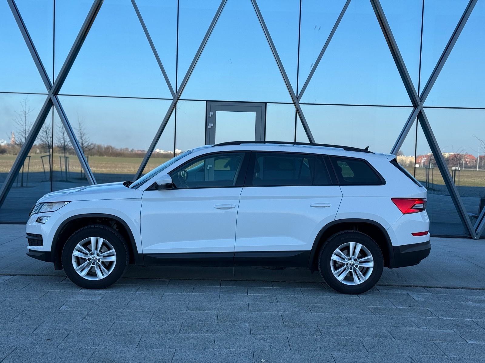 Škoda Kodiaq 2,0TDI DSG REG 09/26,ADAPTIVNI TEMP.,LANE,PARK PILOT, fotografija 2