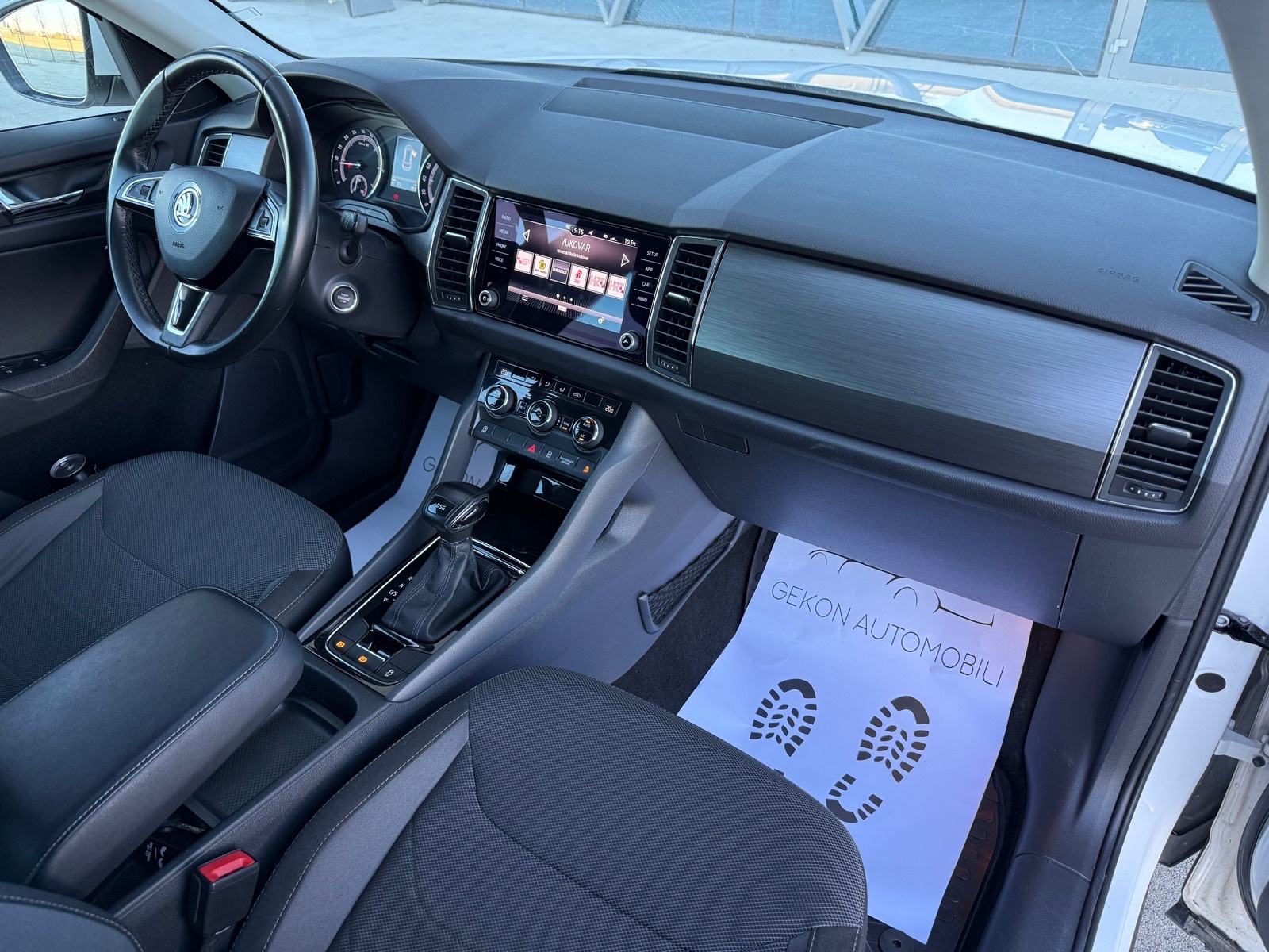 Škoda Kodiaq 2,0TDI DSG REG 09/26,ADAPTIVNI TEMP.,LANE,PARK PILOT, fotografija 17