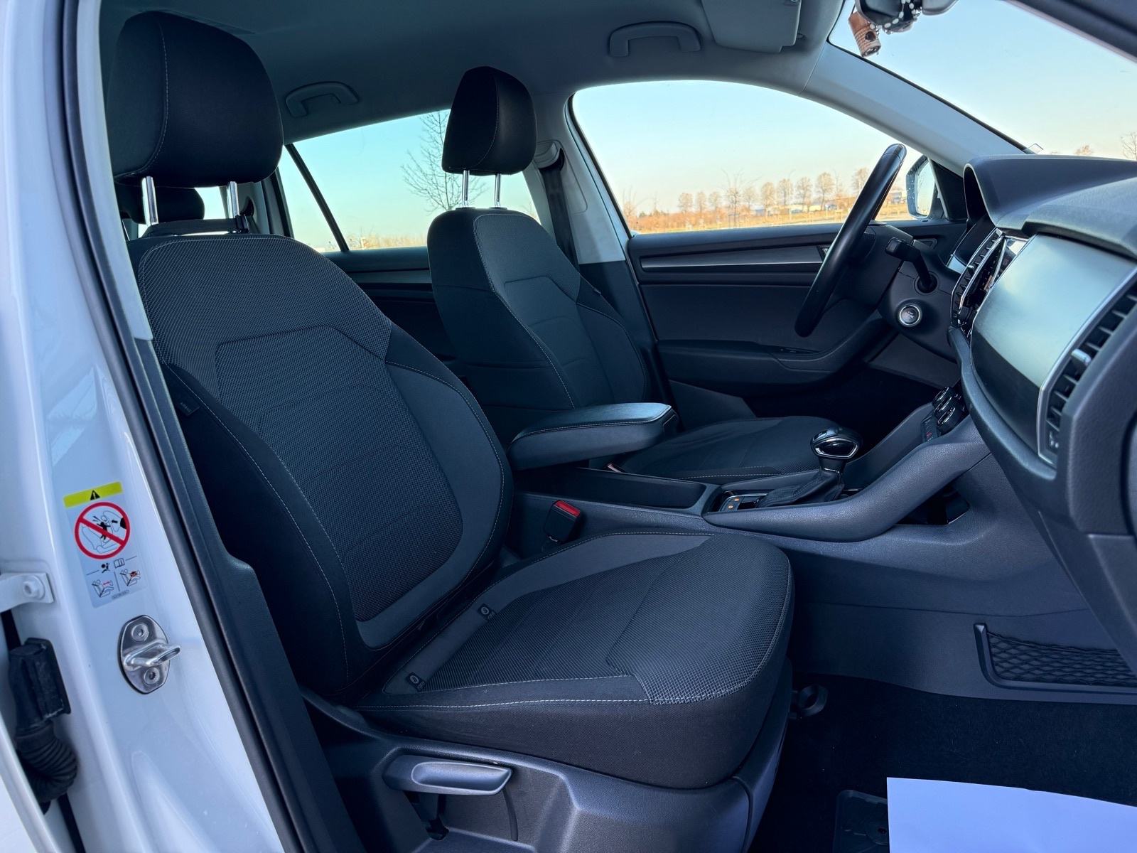 Škoda Kodiaq 2,0TDI DSG REG 09/26,ADAPTIVNI TEMP.,LANE,PARK PILOT, fotografija 18