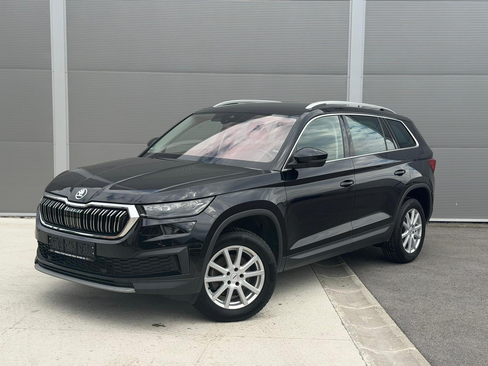 Škoda Kodiaq 2,0TDI DSG STYLE+--LED MATRIX--VIRTUAL--NAVI--PUNO OPREME, fotografija 2