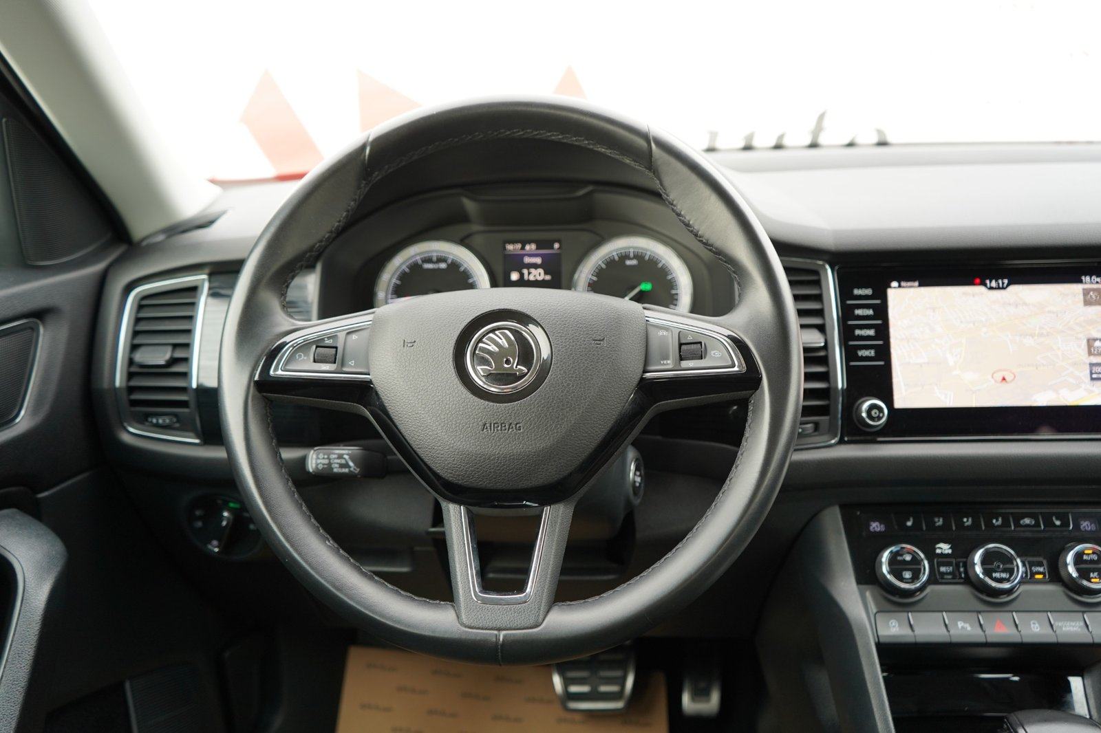 Škoda Kodiaq #SERVISNA#JAMSTVO#U PDV#LEASING BEZ UČEŠĆA#, fotografija 16