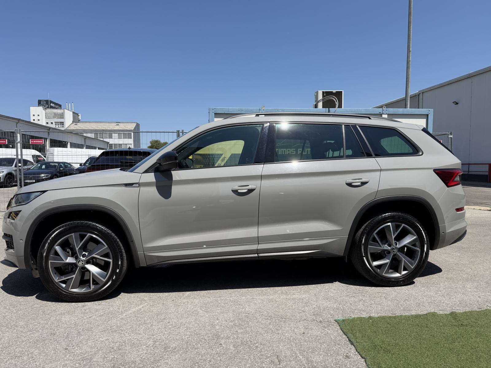 ŠKODA KODIAQ SPORTLINE 2,0 TDI DSG 4x4 147KW, FULL, U PDV-u, fotografija 4