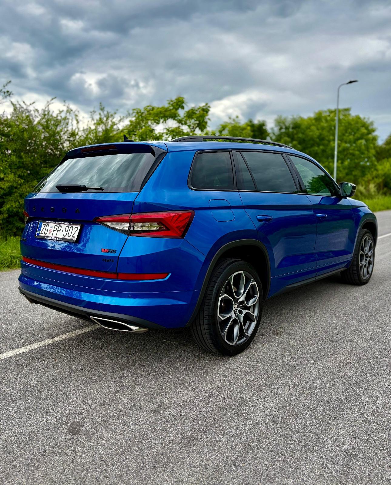 ŠKODA KODIAQ vRS 4X4 DSG |KOŽA| 360 KAMERA| CANTON |RADAR|VIRTUAL, fotografija 7