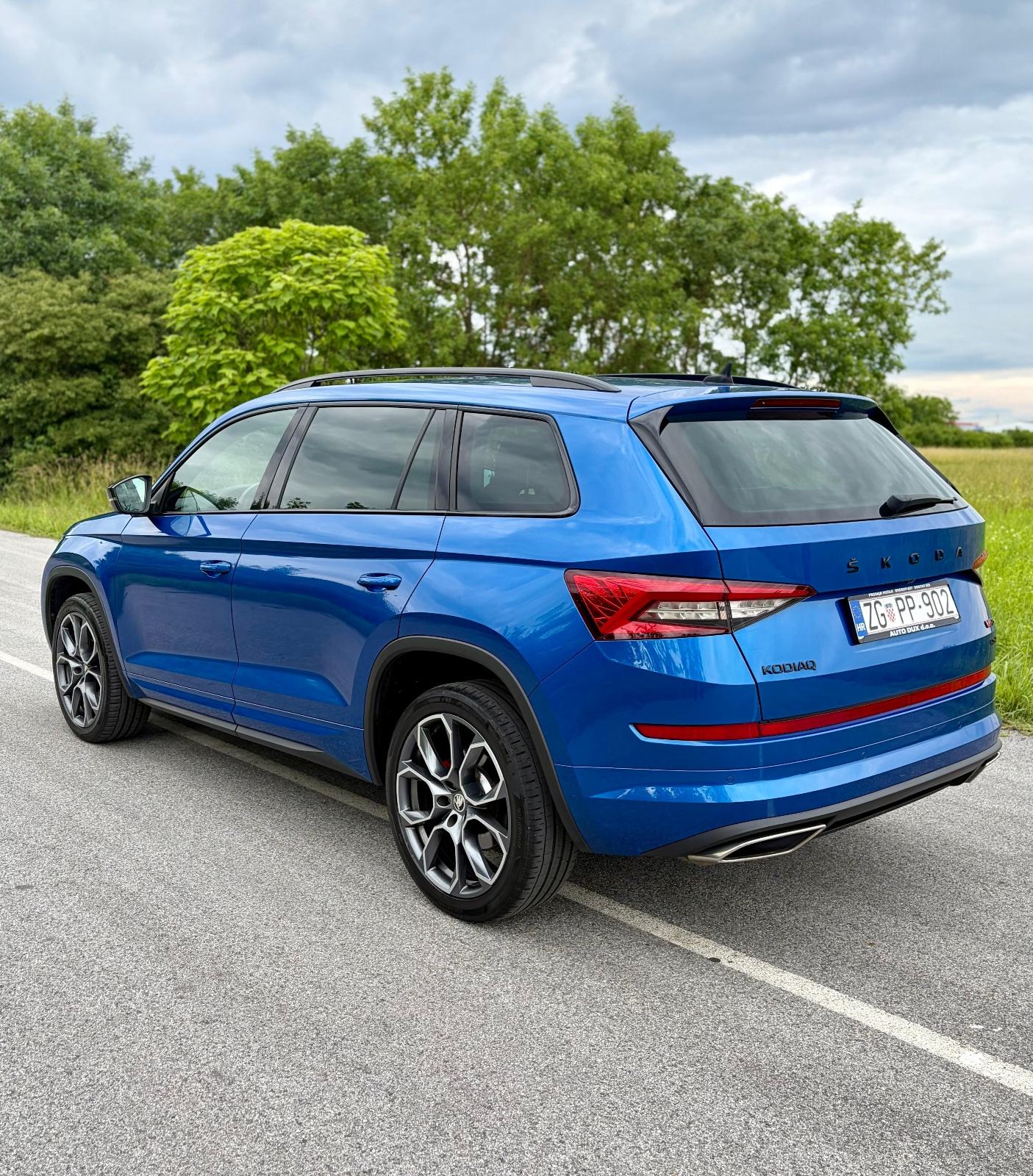 ŠKODA KODIAQ vRS 4X4 DSG |KOŽA| 360 KAMERA| CANTON |RADAR|VIRTUAL, fotografija 6