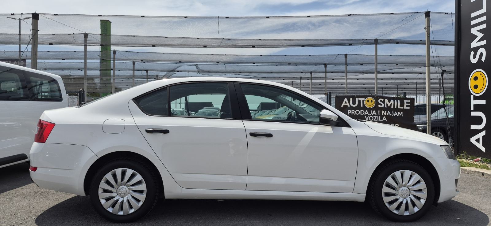 Škoda Octavia 1,2 TSI, HR AUTO, KLIMA, EL. RETROVIZORI, REG. 11/2026.., fotografija 5