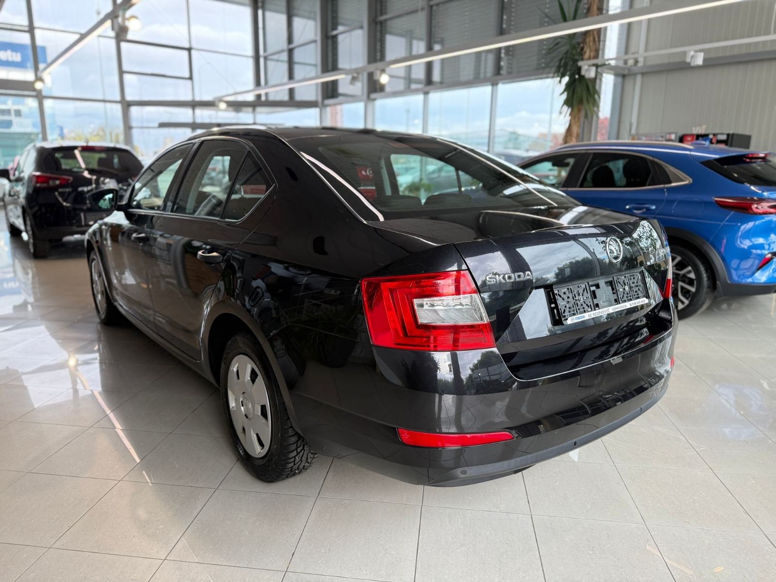 Škoda Octavia 1,2 TSI✅️ SERVISNA ✅️ODLIČNO STANJE✅️, fotografija 5