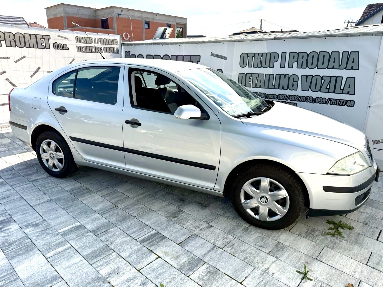 Škoda Octavia 1,4 # KLIMA# == PLIN == FOBAR AUTIĆ * KRED- KART * HR-AU, fotografija 10