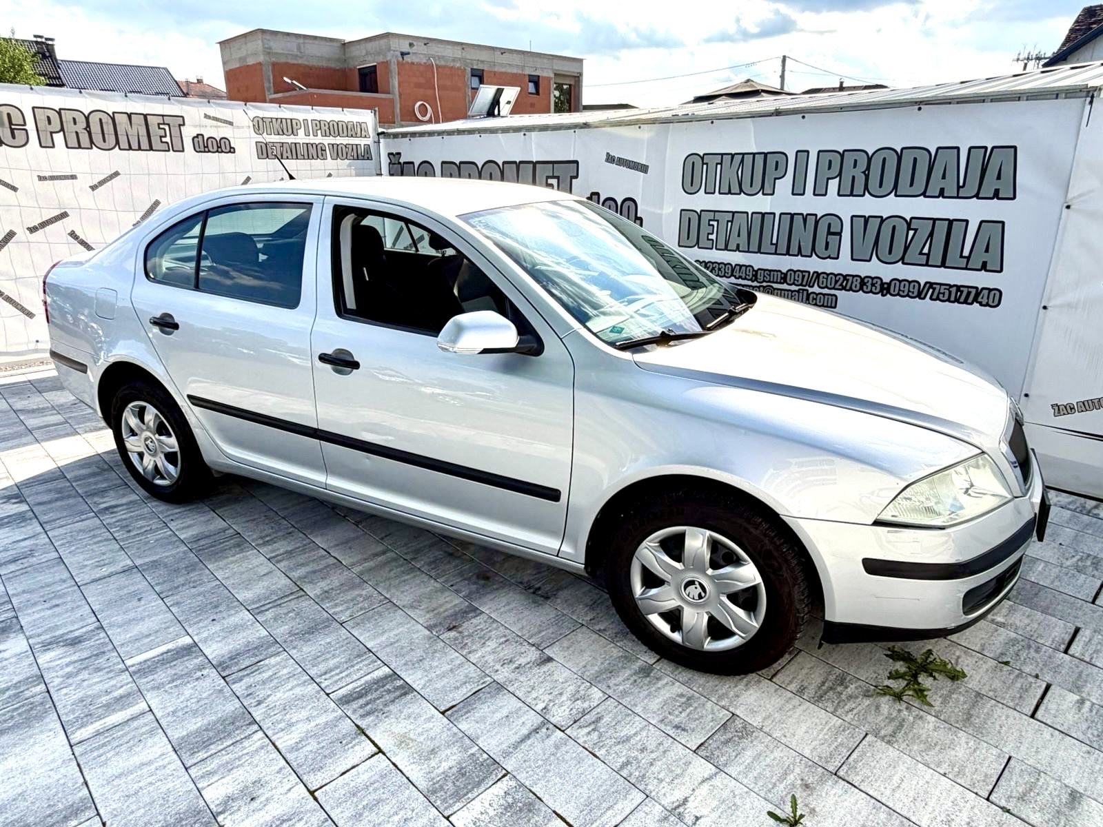 Škoda Octavia 1,4 # KLIMA# == PLIN == FOBAR AUTIĆ * KRED- KART * HR-AU, fotografija 12