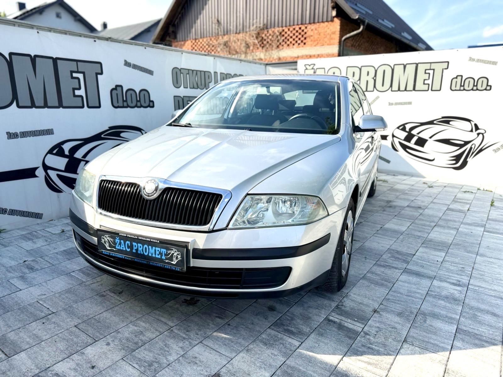 Škoda Octavia 1,4 # KLIMA# == PLIN == FOBAR AUTIĆ * KRED- KART * HR-AU, fotografija 13