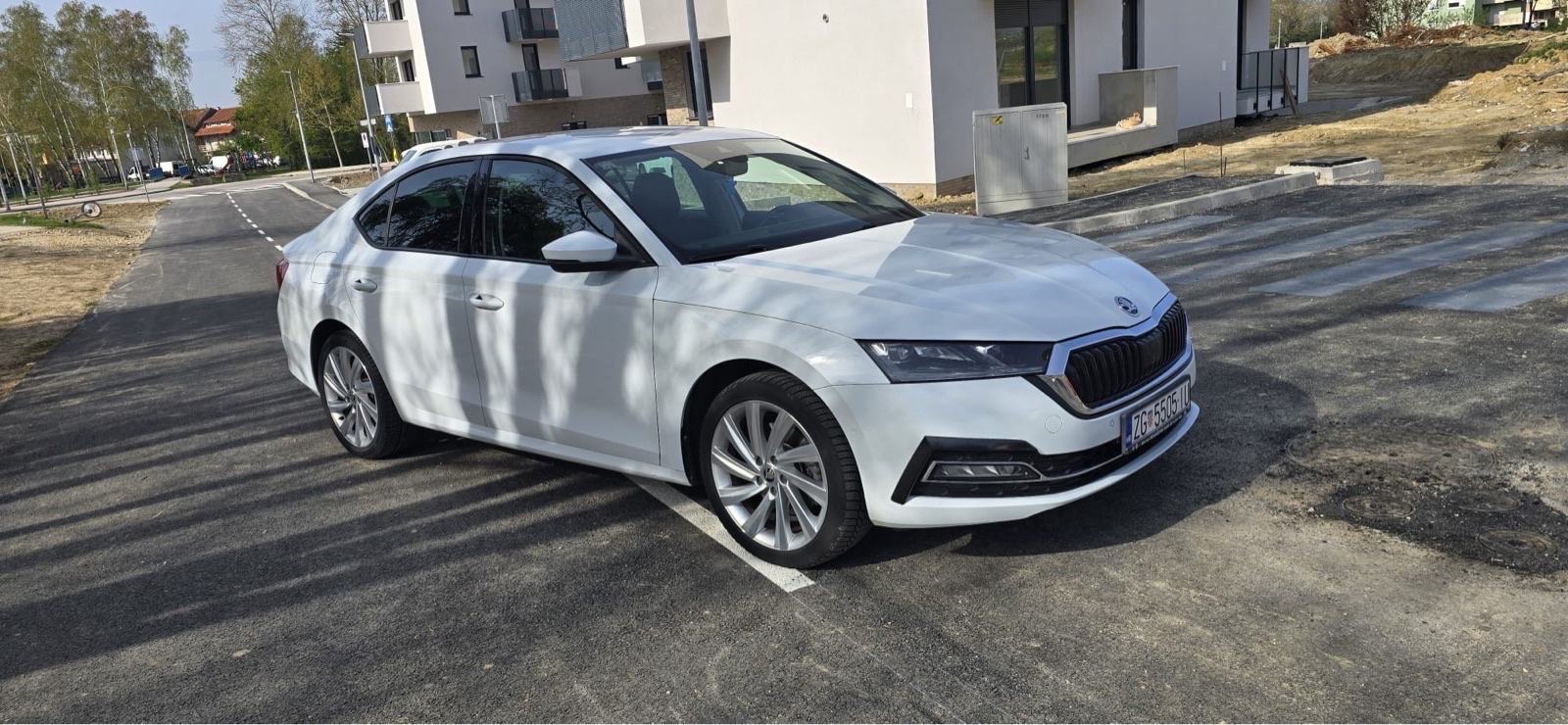 Škoda Octavia iV PHEV 2021, 92000km, fotografija 3