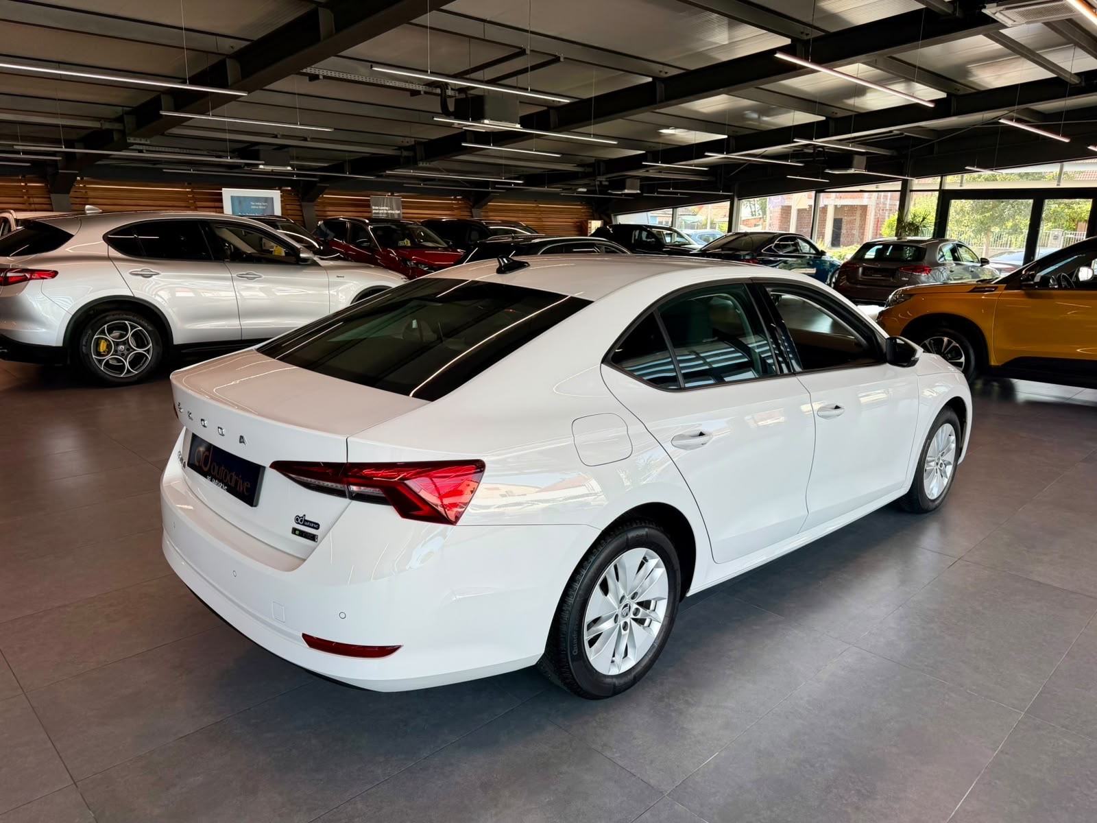 Škoda Octavia 1,5 TSI DSG KLIMA • HR. AUTO • 75.000KM • LEASING, fotografija 7