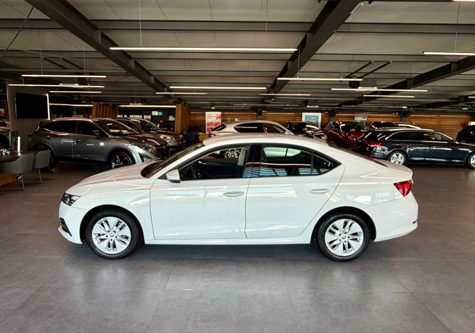 Škoda Octavia 1,5 TSI DSG KLIMA • HR. AUTO • 75.000KM • LEASING, fotografija 4