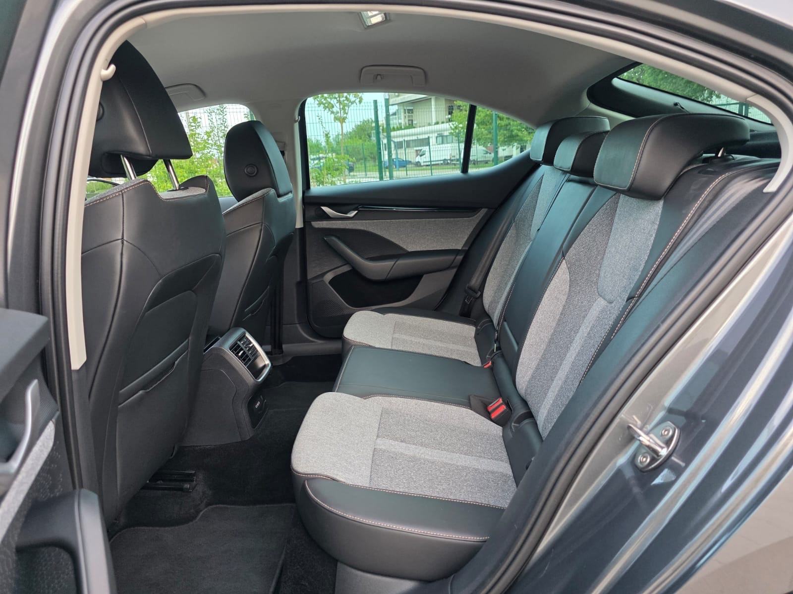 Škoda Octavia 1.5 TSI DSG+ F1 Selection MODEL 2025g SERVISNA! KAMERA!, fotografija 11