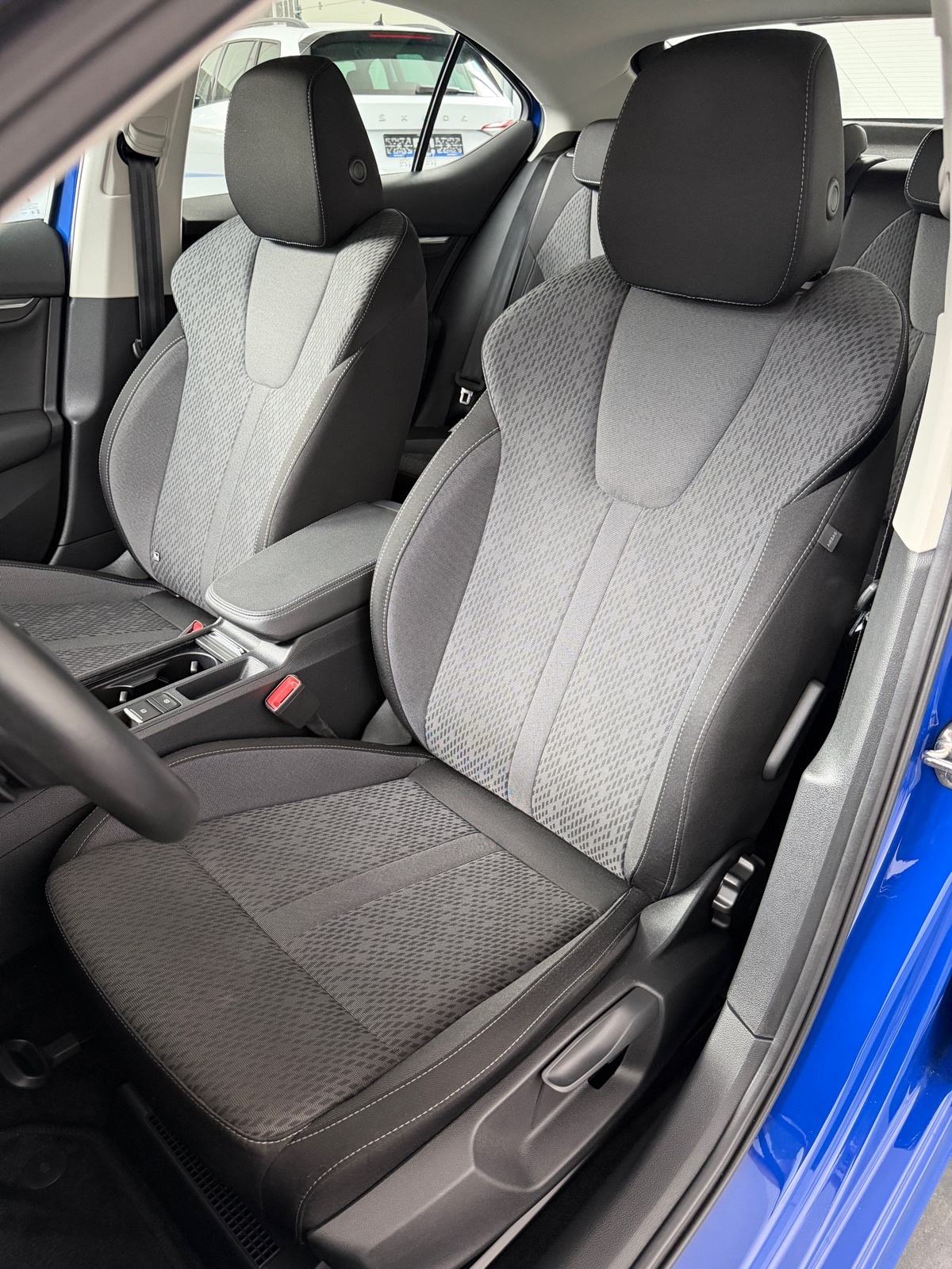 Škoda Octavia 1,5 TSI DSG, VIRTUAL, JAMSTVO 24MJ, LEASING BEZ UČEŠĆA, fotografija 12