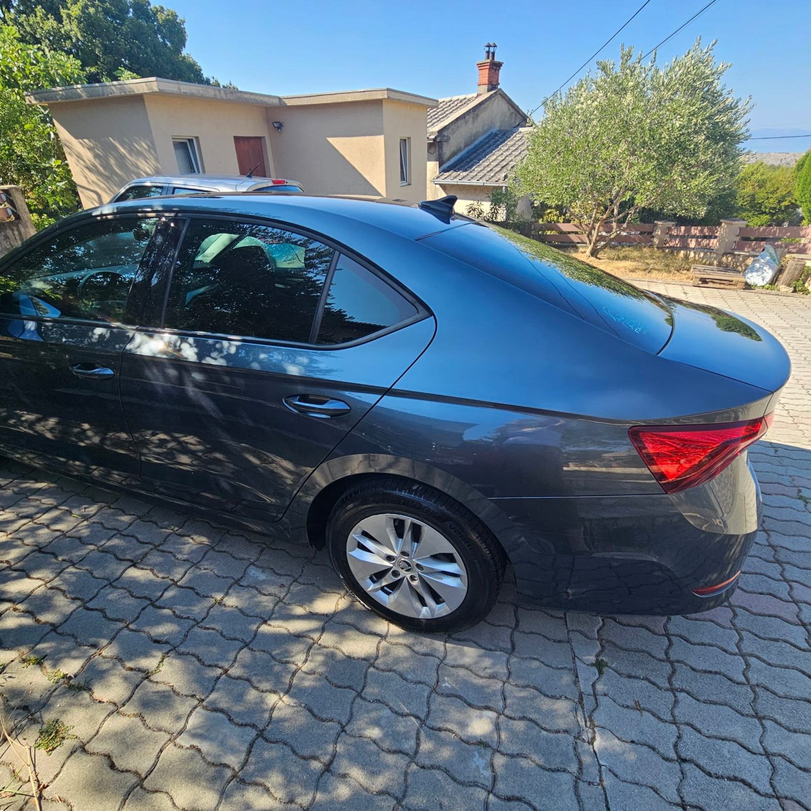 Škoda Octavia 1,5 TSI, fotografija 3