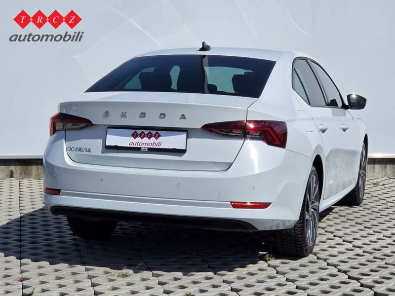 ŠKODA OCTAVIA 1.5 TSI STYLE, fotografija 3