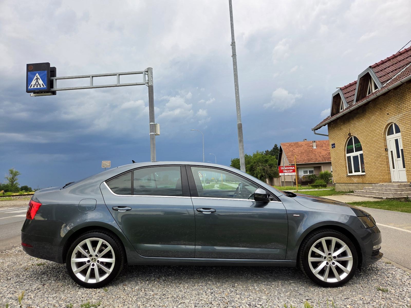 Škoda Octavia 1.5TSI DSG-132TKM-JAMSTVO 12MJ-LED,NAVI,KAMERA, fotografija 4