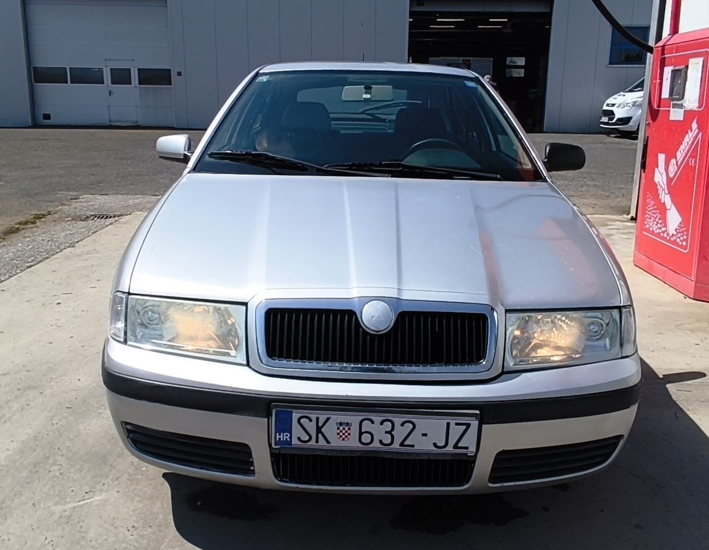 Škoda Octavia 1,6 2006g. Reg11/26g. Cijena je fiksna!, fotografija 2