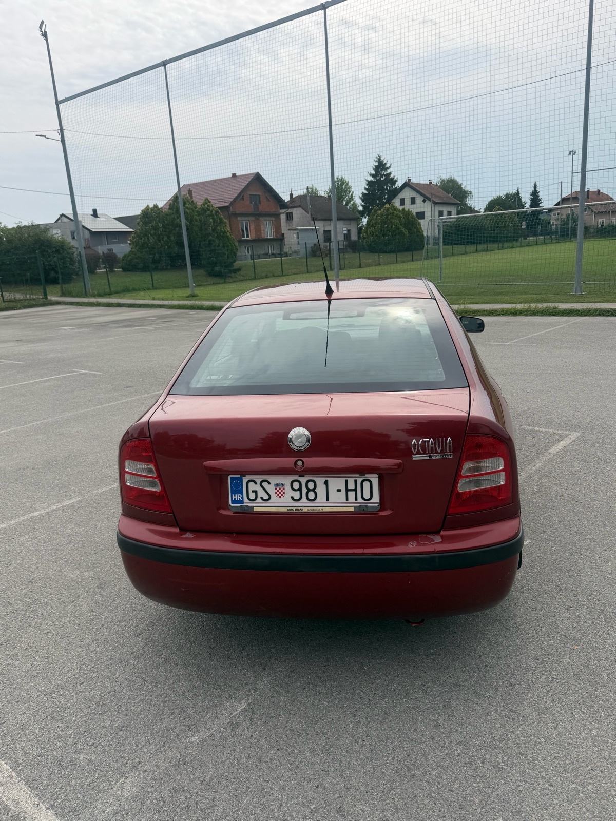 Škoda Octavia 1,6 Classic AUTO ODLICAN BENZIN PLIN ATEST KLIMA 2008 G, fotografija 7