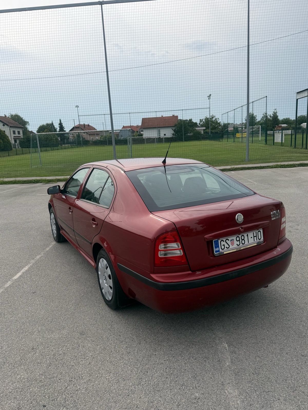 Škoda Octavia 1,6 Classic AUTO ODLICAN BENZIN PLIN ATEST KLIMA 2008 G, fotografija 11