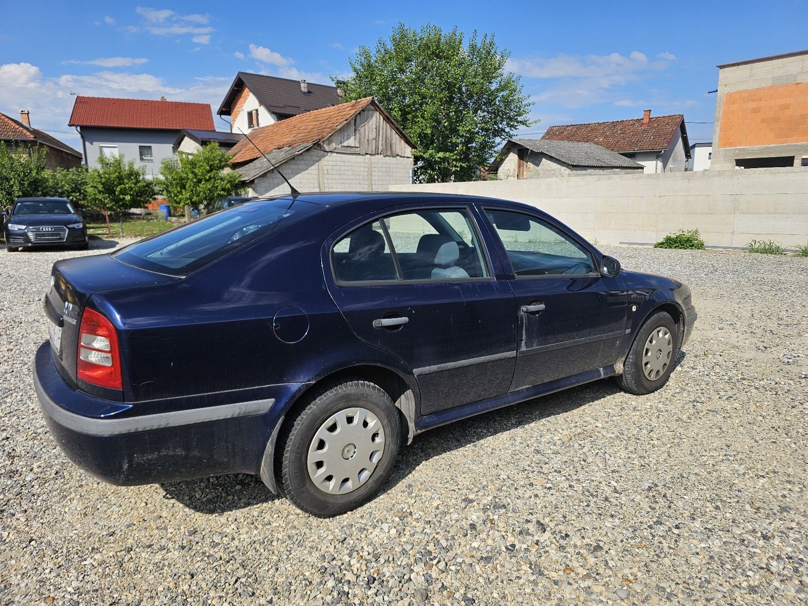 Škoda Octavia 1,6 DOBAR AUTO PALI I VOZI #HR AUTO#, fotografija 2