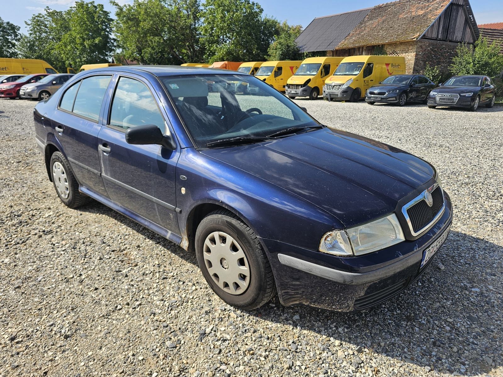 Škoda Octavia 1,6 DOBAR AUTO PALI I VOZI #HR AUTO#, fotografija 11