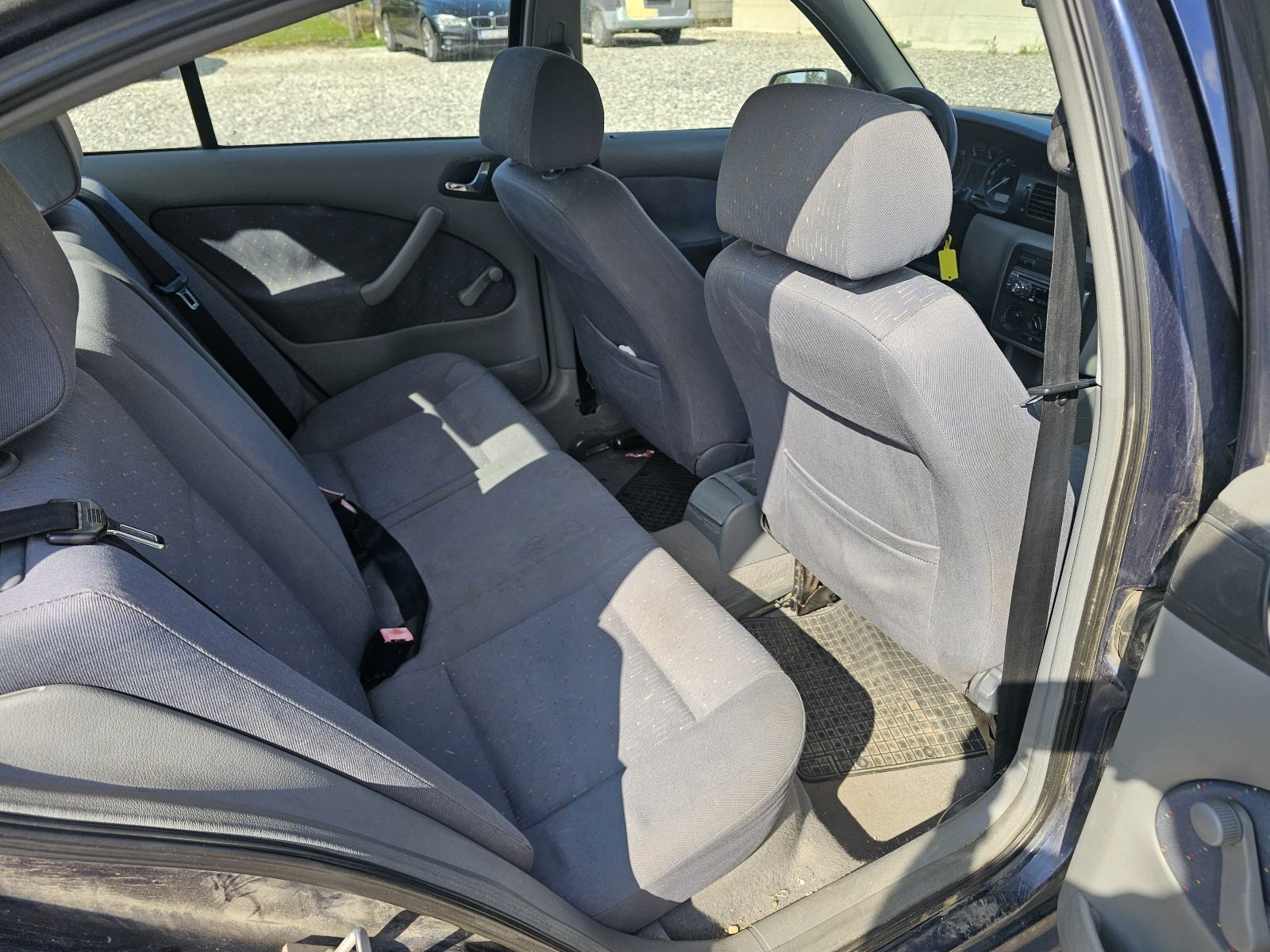 Škoda Octavia 1,6 DOBAR AUTO PALI I VOZI #HR AUTO#, fotografija 7