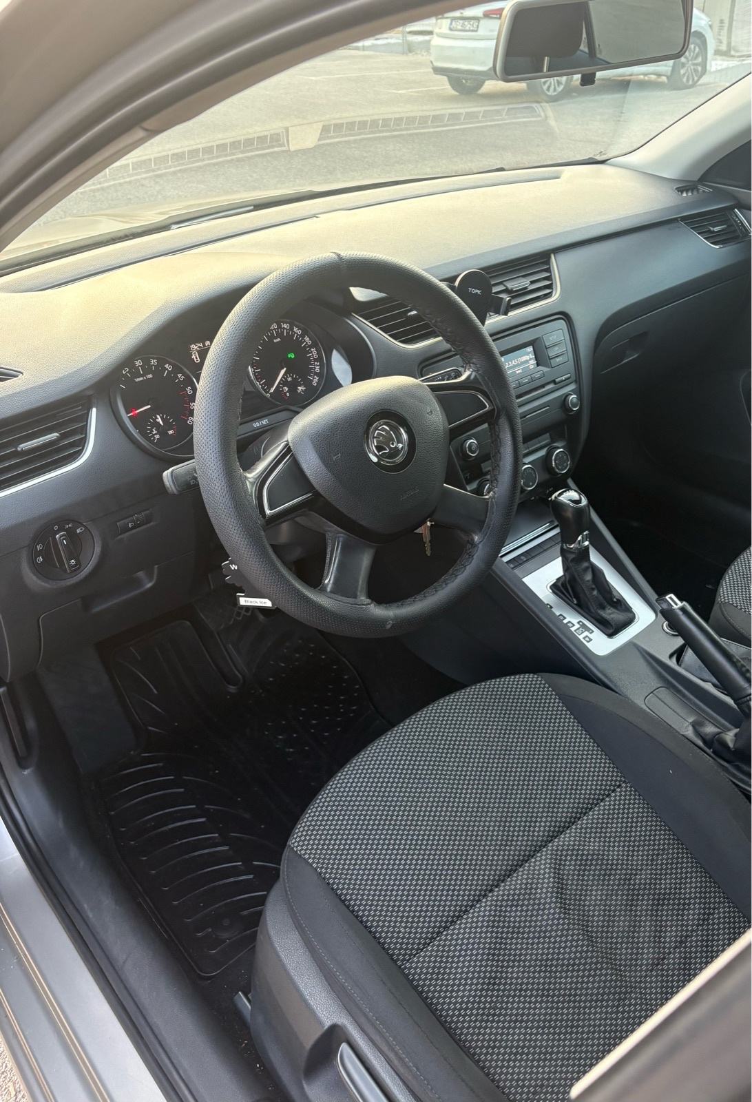Škoda Octavia 1,6 DSG 2014, fotografija 6