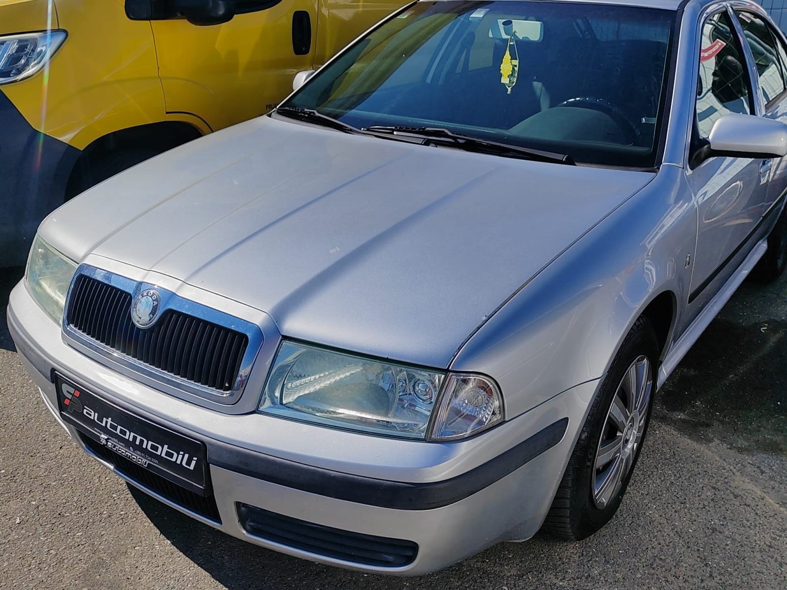 Škoda Octavia 1,6 plin 2008 godina, fotografija 2