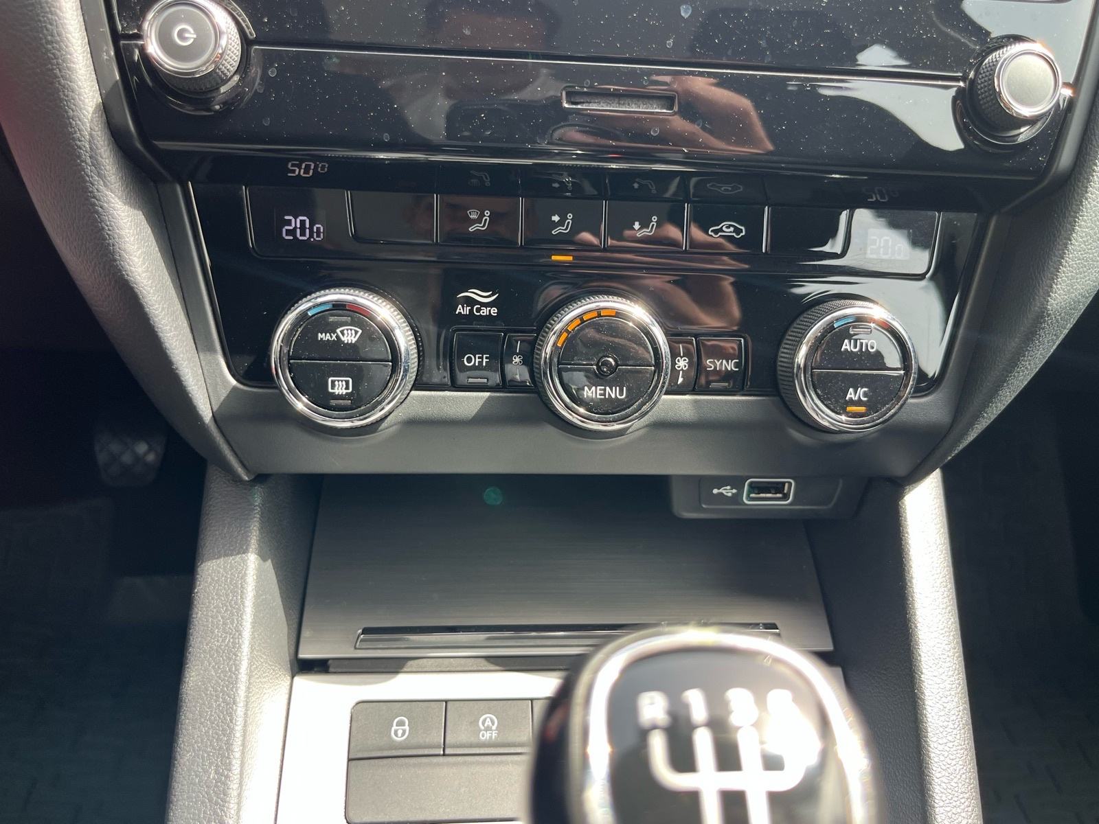 Škoda Octavia 1.6 TDI 1.VL Nije uvoz Jamstvo 1G, fotografija 15