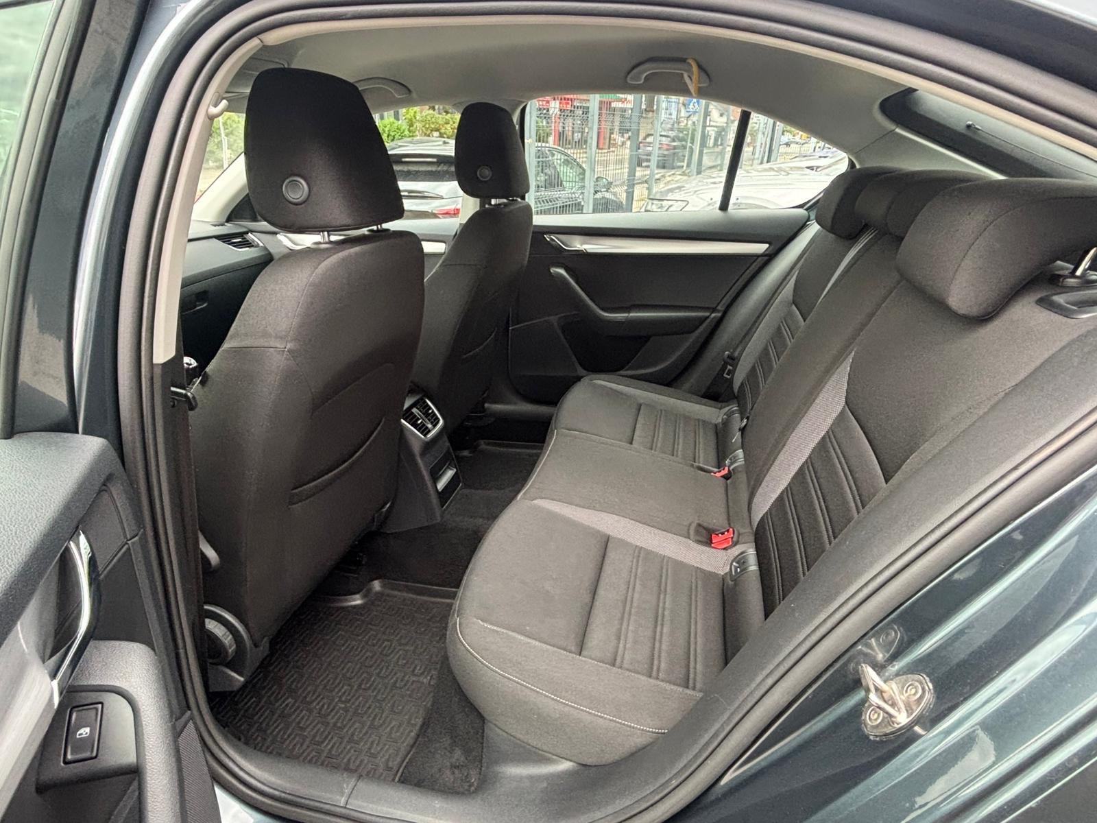 Škoda Octavia 1.6 TDI 115 KS 1.VL Nije uvoz Jamstvo 1G, fotografija 10