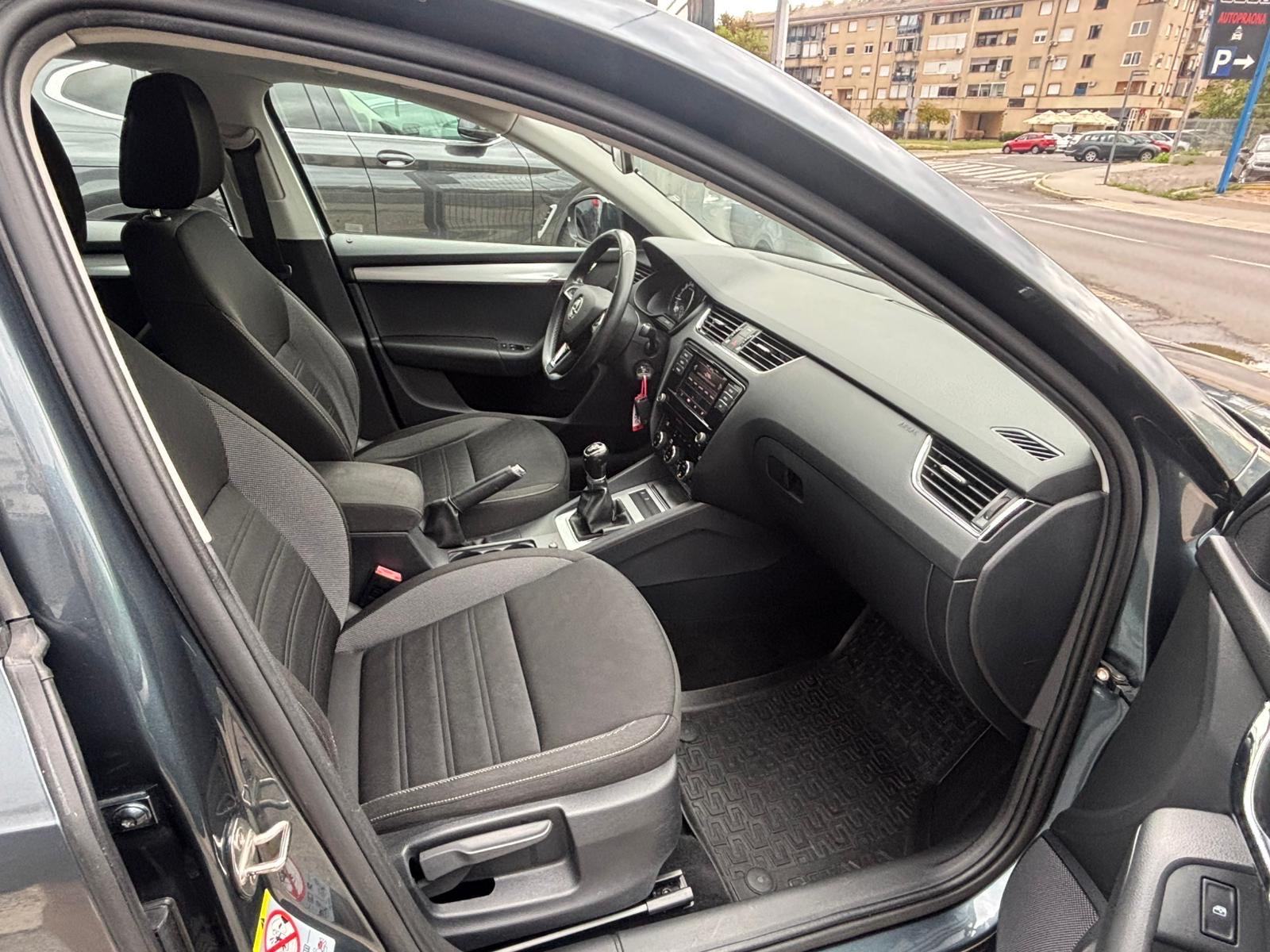 Škoda Octavia 1.6 TDI 115 KS 1.VL Nije uvoz Jamstvo 1G, fotografija 14
