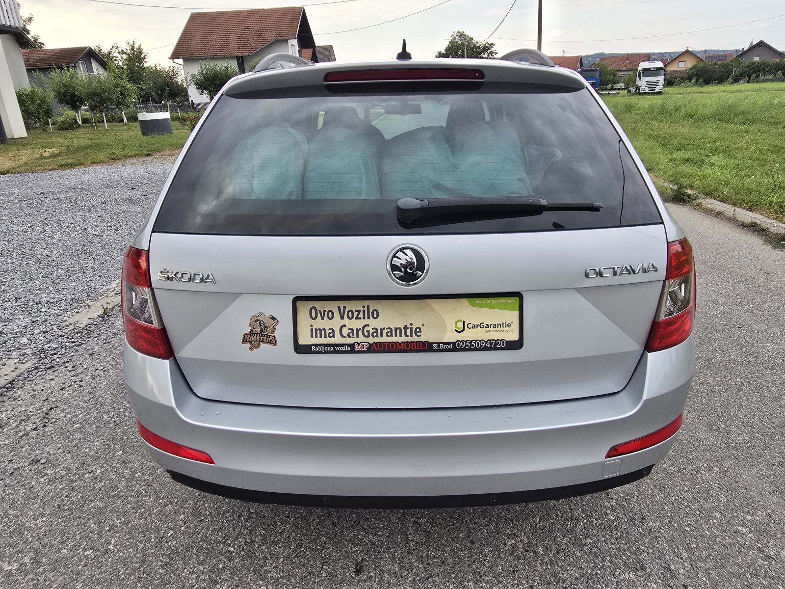 Škoda Octavia 1,6 TDI-2015gd.md-CLIMATRONIC-alu,175tkm,senzori,KARTICE, fotografija 7