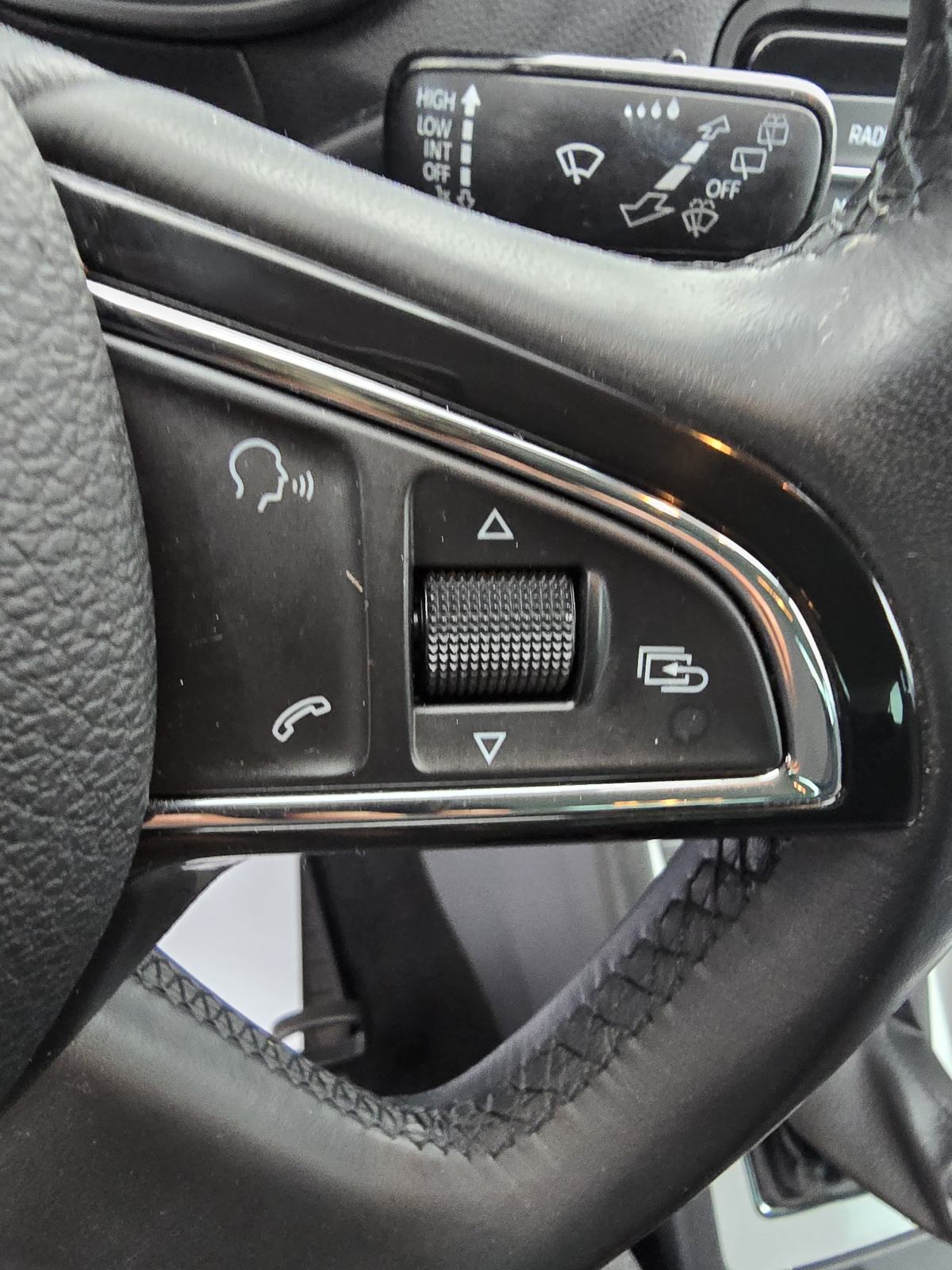 Škoda Octavia 1,6 TDI-2015gd.md-CLIMATRONIC-alu,175tkm,senzori,KARTICE, fotografija 13