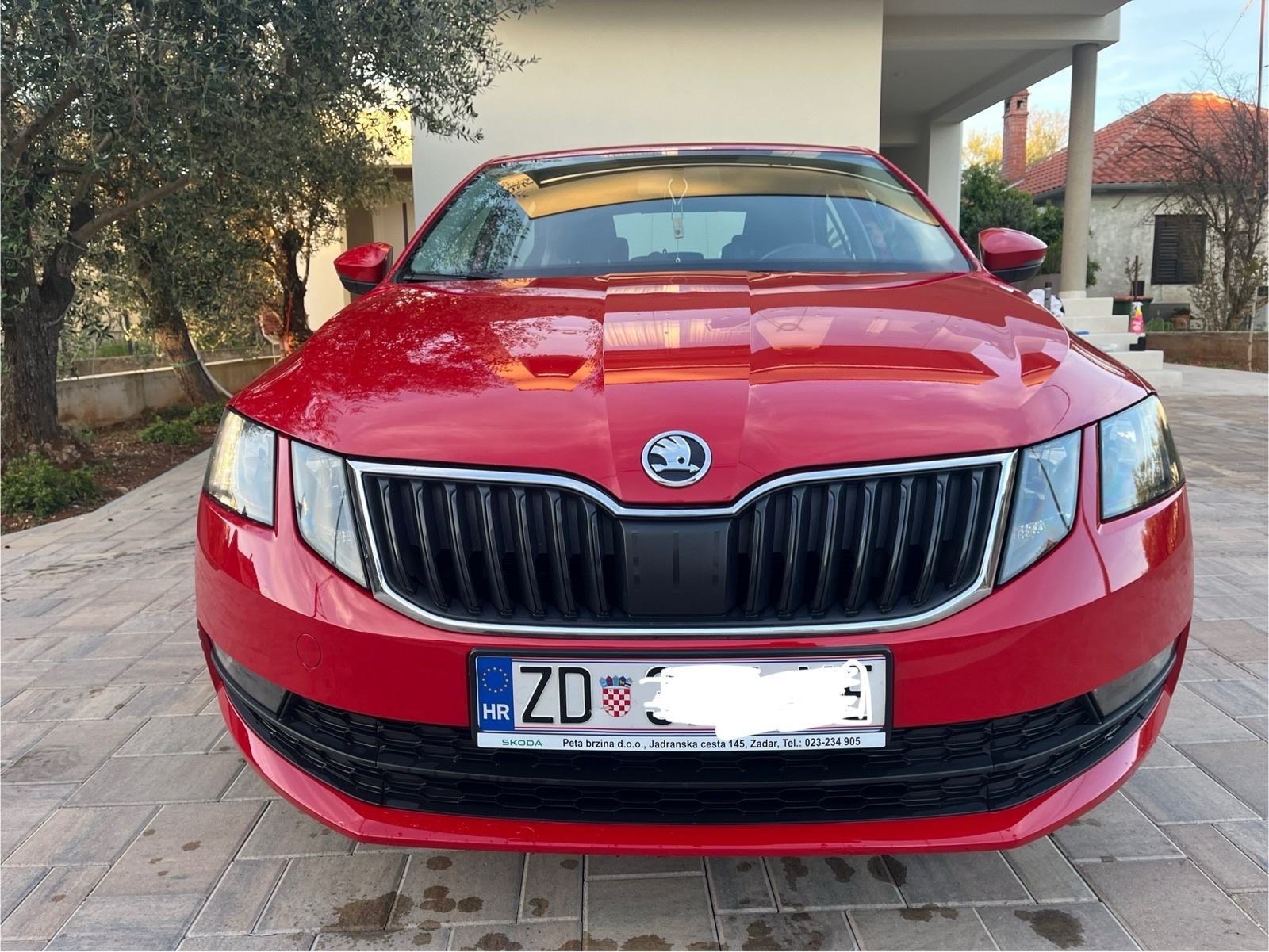 Škoda Octavia 1.6TDI•REG.GOD. DANA•Napravljen veliki servis•2seta guma, fotografija 3