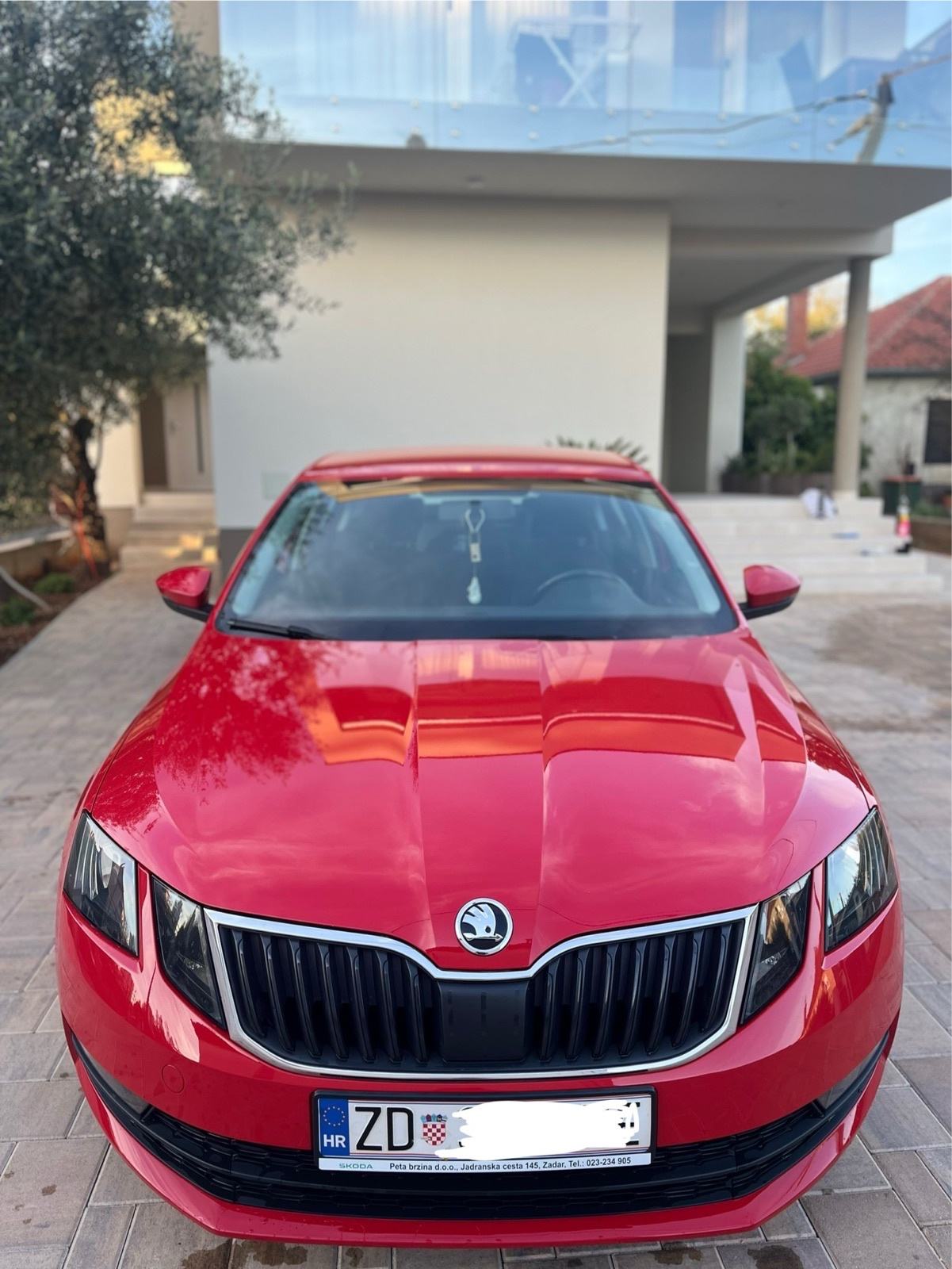 Škoda Octavia 1.6TDI•REG.GOD. DANA•Napravljen veliki servis•2seta guma, fotografija 6