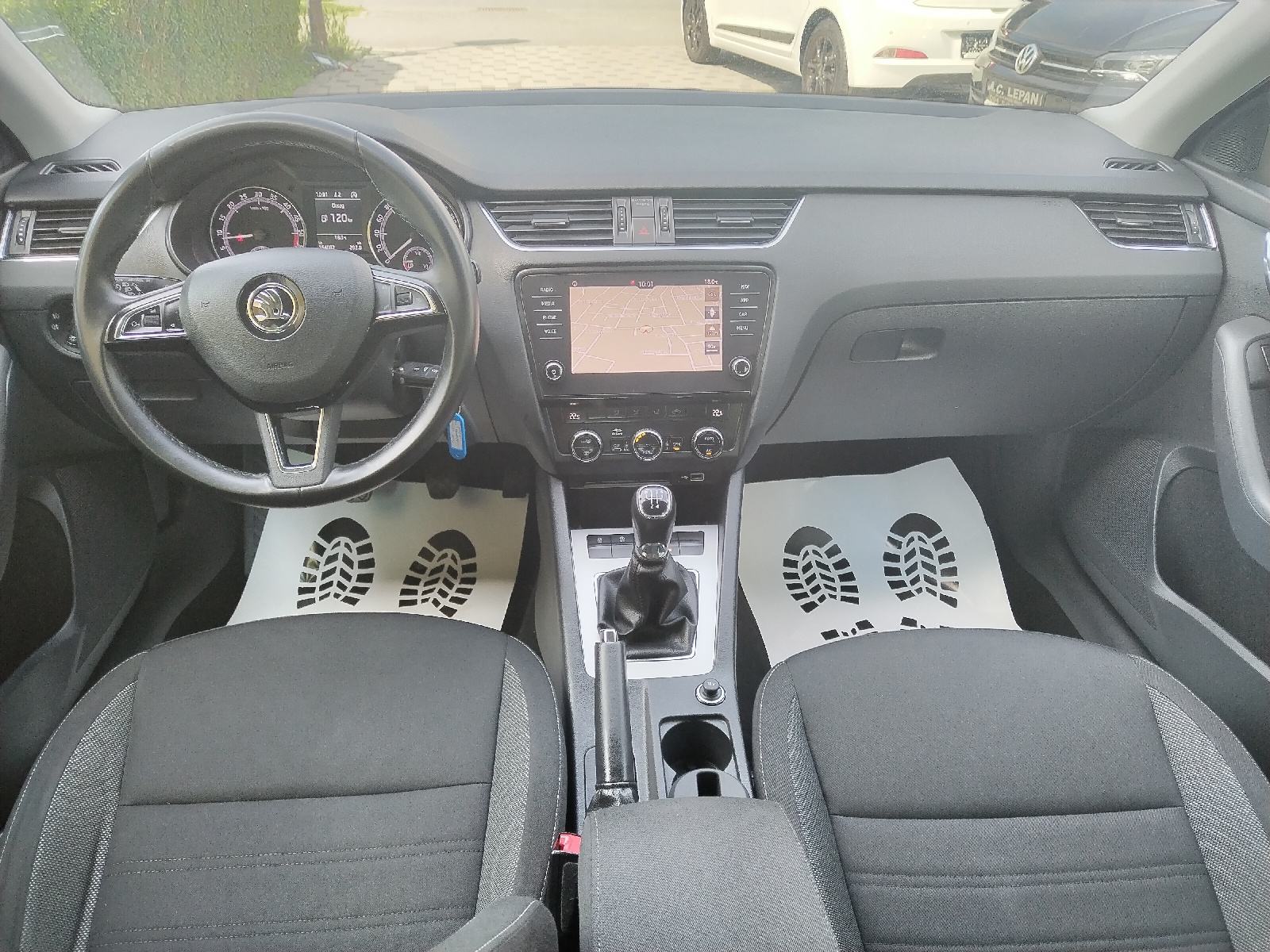 Octavia 1,6 TDI,2018god,RADAR,NAVI,PDC,TEMPOMAT,189tkm VELIKI SERVIS, fotografija 10