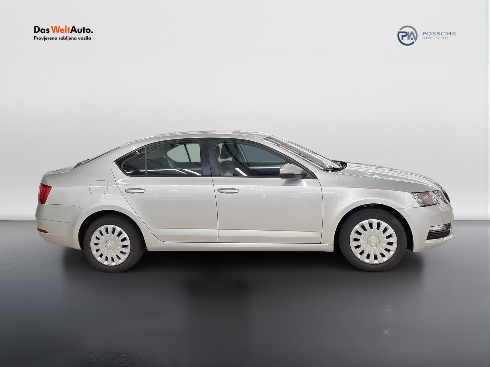 Škoda Octavia 1.6 TDI Ambition, fotografija 4